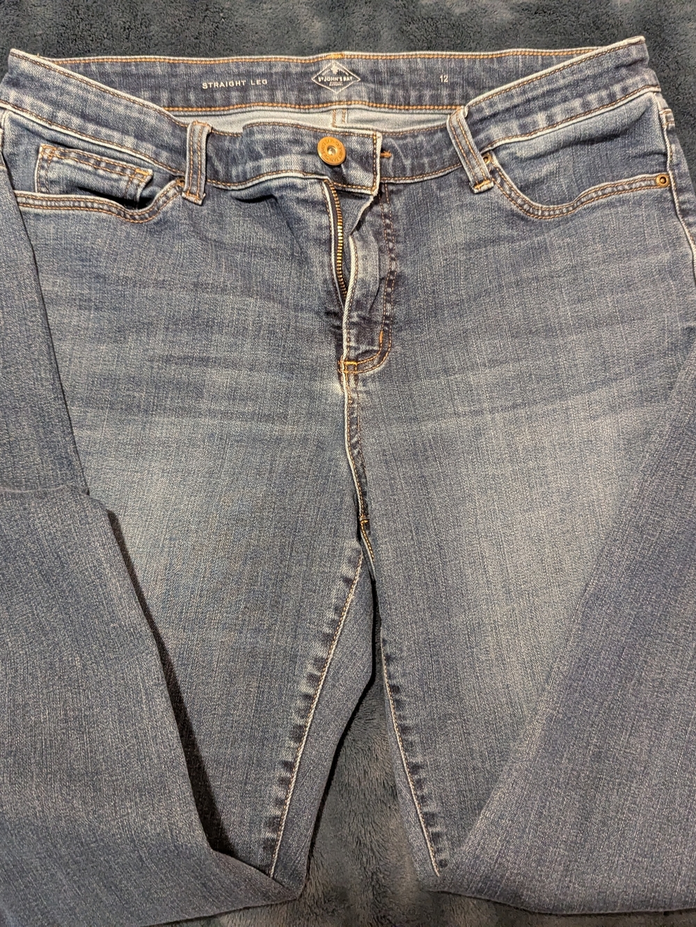 St. John's Bay Straight Leg Jeans in Faded Blue Wash Women's
